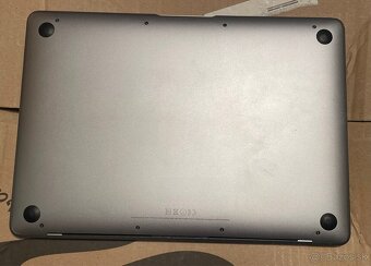 [03] Apple MacBook Retina 12” (2016) na diely - 2