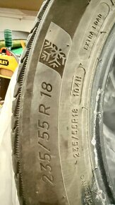 Michelin PILOT ALPIN 5 SUV 235/55 R18 104H - 2