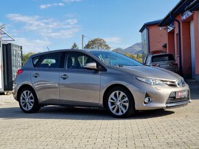 Toyota Auris 1.8 I VVT-i HybridSD Style - 2