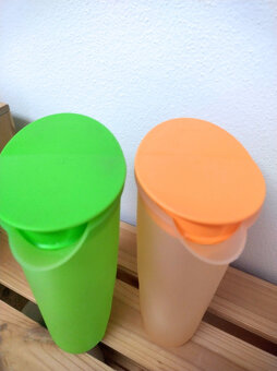 2x tupperware konvica - 2