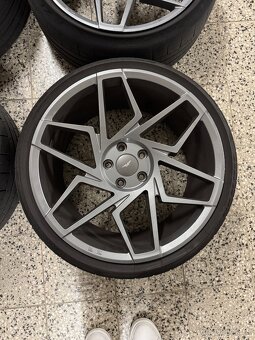 5X112 R19 Veemann - 2