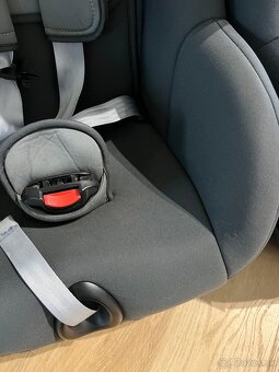 Autosedačka Britax Römer trifix i-size - 2