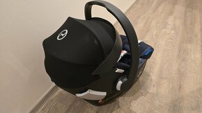 Cybex Aton 5  Navy Blue 2022 po 1 babatku - 2