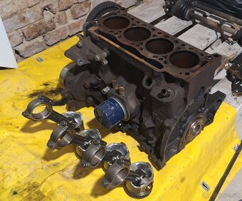 Blok motora renault 1.9 F8T, F9Q - 2