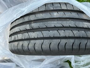 Sava Intesa UHP 2 225/45 R17 91Y - 2