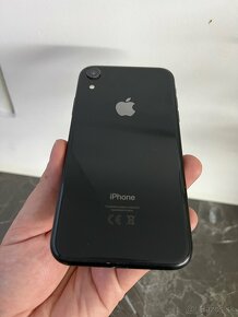 Predám vymenim Iphone XR 64GB Black - 2