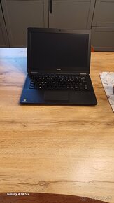 Lenovo e7270 - 2