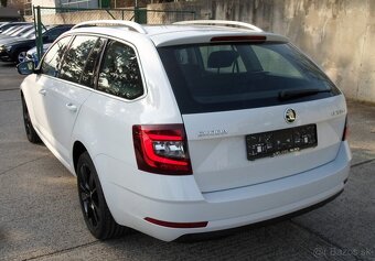 Škoda Octavia Combi 2.0 TDI DSG Panorama - 2