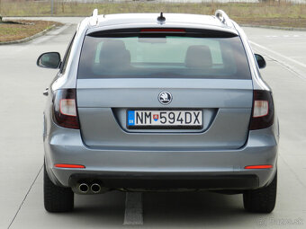 Škoda Superb Combi 2.0 TDI CR Elegance DSG Panorama - 2