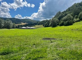 Slnečný pozemok v rezidencii Ľadonhora - 2