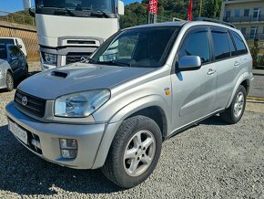 Toyota RAV4 2.0 D-4D 5D Sol - 2