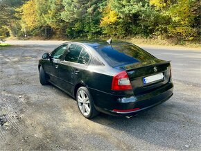 Škoda octavia 2 2.0 TDi RS line - 2