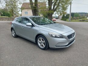 Volvo V40 D3 2.0 D 140.769 km - kroupy - 2