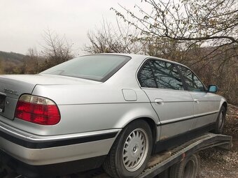 Náhradní díly BMW E38 LCI facelift 745i M62 - 2