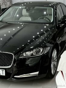 Jaguar XF 2.0D I4 180k Auto Prestige - 2