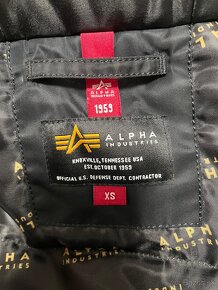 Bunda Alpha Industries - 2