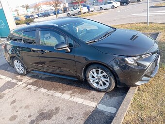 Toyota Corolla combi hybrid - 2