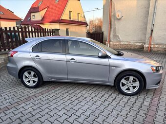 Mitsubishi Lancer 1.8 105kW 2010 85911km TAŽNÉ 1.majitel - 2