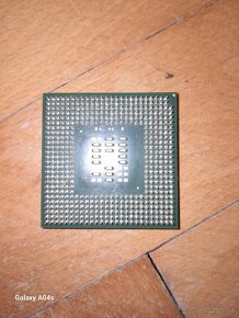 Predám Starý Procesor/CPU intel 02 2.60GHz/128/400 - 2