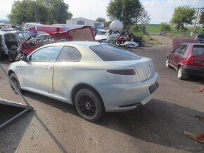 Alfa Romeo GT 1.9 jtd 110 kw motor 937a5000 diely - 2