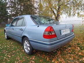 Mercedes - Benz C220 - 2