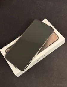 iPhone 15 Pro Max 256GB Natural Titanium - 2