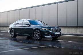 BMW rad 7 730d xDrive A/T - 2