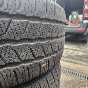 225/55 r17c Continental - 2