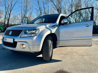 SUZUKI GRAND VITARA 2.0i BENZIN 4X4 3.GENERACIA - 2