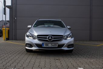 Mercedes-Benz E220 - 2