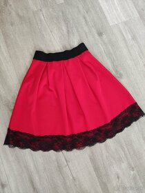 červená sukňa - 2