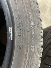 225/45 R17 - 2