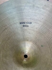 A.Zildjian Mini cup 20" ride. - 2