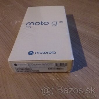 Mobil Motorola Moto G35 5G Čierna - 2