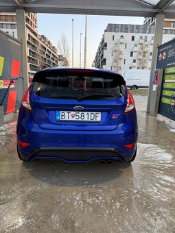 Ford Fiesta ST180 - 2