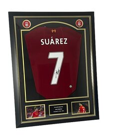 Predám podpísaný dres Luis Suarez s certifikátom - 2