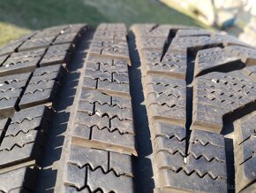 225/60 r17 zimne pneumatiky - 2