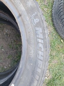 Predám zimné Michelin 205/55/R17 - 2