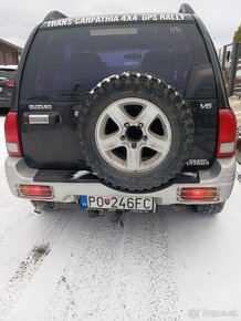 Suzuki Grand Vitara 2.5 v6 - 2