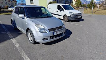 Suzuki Swift 4x4 - 2