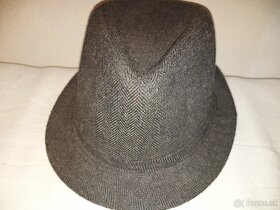 Predám klobúk - 2