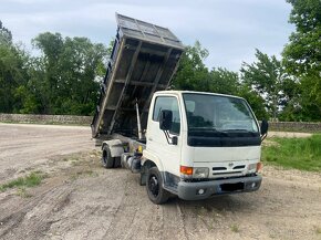 Nissan Cabstar trojstranny sklapac - 2