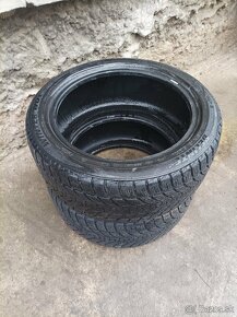 Predám zimné pneumatiky 2ks 215/45r16 - 2