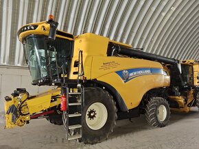 Kombajn New Holland CX 8.80 - 2