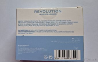 Make up Revolution Body exfoliator - 2