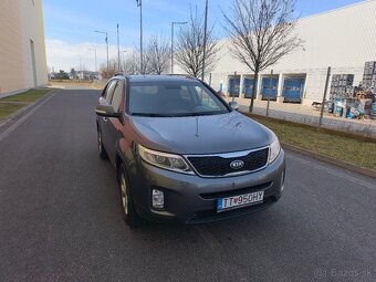 Kia Sorento 2.2 CRDI  4x4 automat 7 miestna verzia - 2