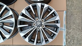 R17 TOYOTA 5x114,3 mm - 2