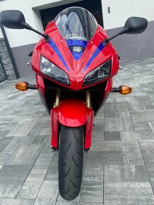 Honda CBR 600RR Lci - 2