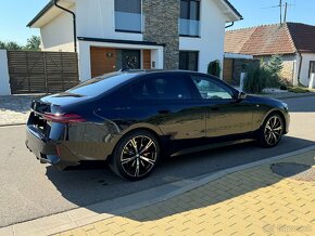 BMW 520xdrive 2024 NEW - 2