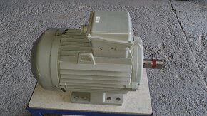 Elektromotor Electro Adda 11 kw, patkový, s brzdou - 2